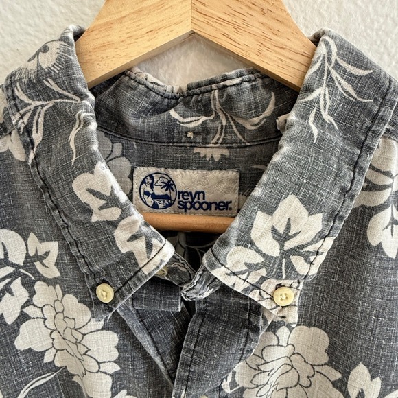 Reyn Spooner Mens XL Short Sleeve Button Up Shirt Gray Floral Hawaiian Aloha - Picture 5 of 16